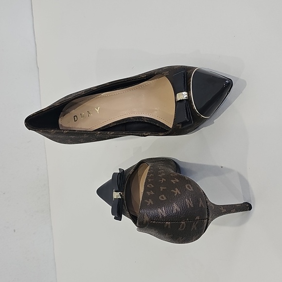 DKNY Brown  High Heel Pumps Size 8.5 - Picture 3 of 9